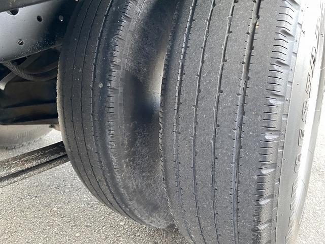 1.5t積・平ボディ標準10尺・4WD・AT(26枚目)