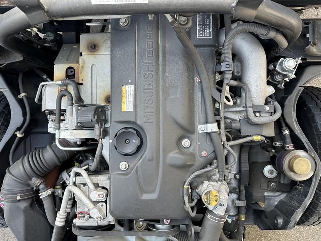 キャンター ２ｔ積・平ボディ・標準１０尺・５ＭＴ・車両総重量４４５５ｋｇ（6枚目）