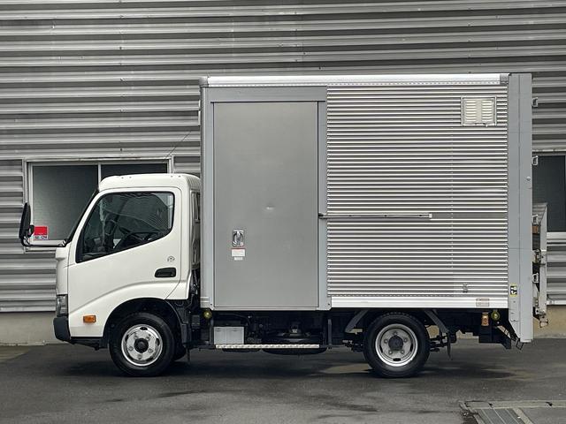 トヨエース 2t積・アルミバン・AT・垂直パワーゲート600kg(3枚目)