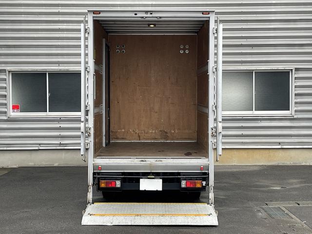 トヨエース 2t積・アルミバン・AT・垂直パワーゲート600kg(6枚目)