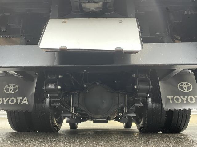 トヨエース 2t積・アルミバン・AT・垂直パワーゲート600kg(13枚目)