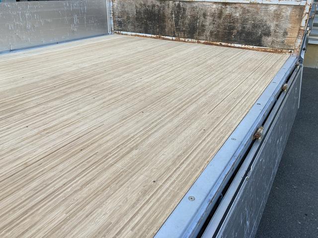 エルフトラック ２ｔ積・平ボディ・アルミブロック・ワイドロング・５ＭＴ（22枚目）