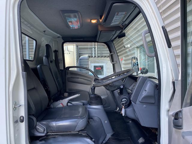 エルフトラック ２ｔ積・平ボディ・アルミブロック・ワイドロング・５ＭＴ（32枚目）