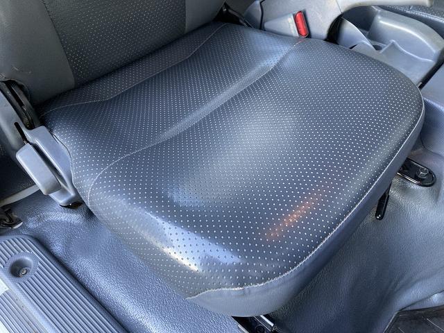 エルフトラック ２ｔ積・平ボディ・アルミブロック・ワイドロング・５ＭＴ（33枚目）