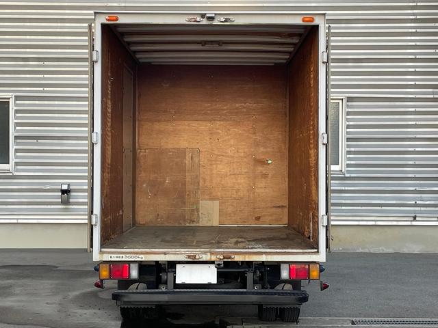 エルフトラック 2t積・アルミバン・AT・標準10尺・低床・左サイドドア(6枚目)