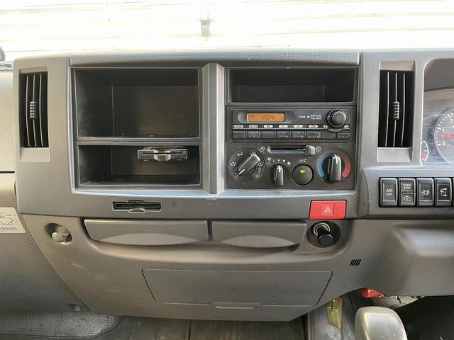 エルフトラック 2t積・アルミバン・AT・標準10尺・低床・左サイドドア(19枚目)