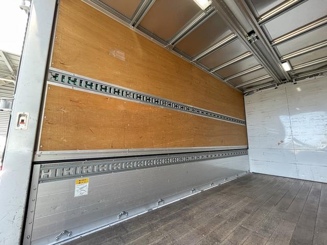 キャンター 2t積・アルミウイング・標準ロング・5MT・ラッシング2段(23枚目)