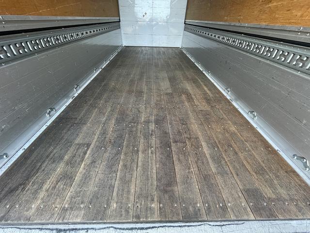 キャンター 2t積・アルミウイング・標準ロング・5MT・ラッシング2段(25枚目)