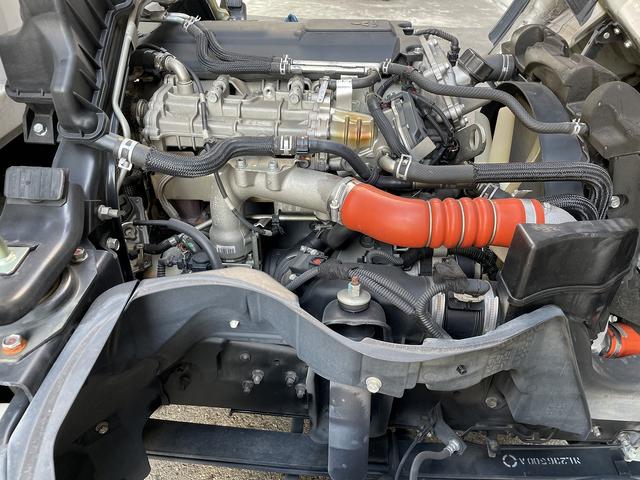 キャンター 2t積・アルミウイング・標準ロング・5MT・ラッシング2段(32枚目)