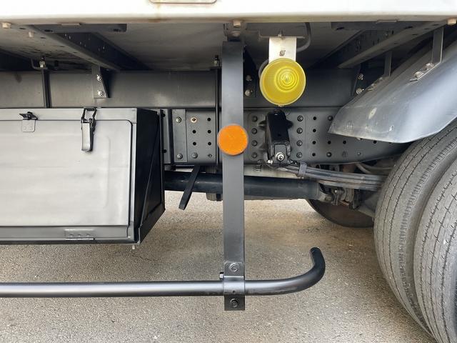 キャンター 2t積・アルミウイング・標準ロング・5MT・ラッシング2段(33枚目)