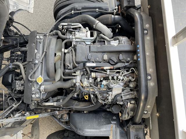 トヨエース ４ＷＤ・１．２５ｔ積・平ボディ・ＡＴ（6枚目）