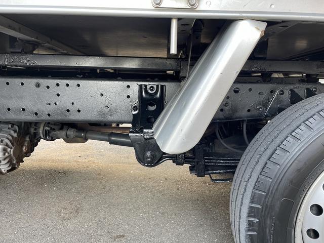 トヨエース ４ＷＤ・１．２５ｔ積・平ボディ・ＡＴ（27枚目）