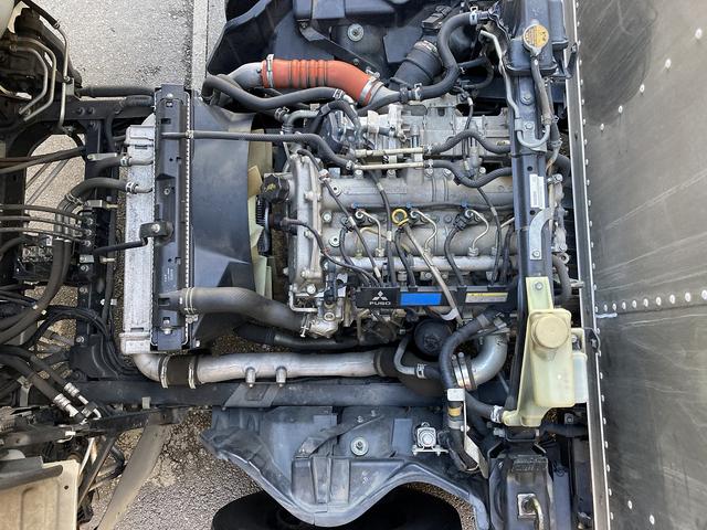 キャンター 2t積・アルミバン・跳上パワーゲート1000kg・サイドドア(8枚目)