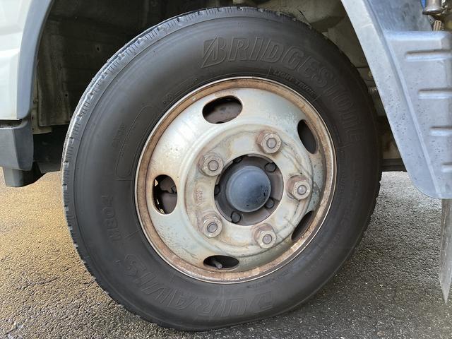 キャンター 2t積・アルミバン・跳上パワーゲート1000kg・サイドドア(38枚目)