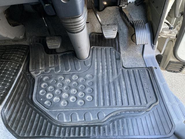 キャンター 2t積・アルミバン・跳上パワーゲート1000kg・サイドドア(45枚目)