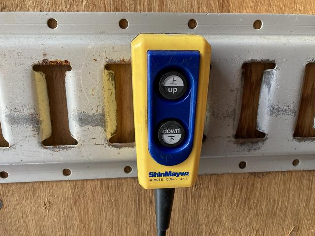 デュトロ 2t積・アルミバン・跳ね上げパワーゲート1000kg(31枚目)