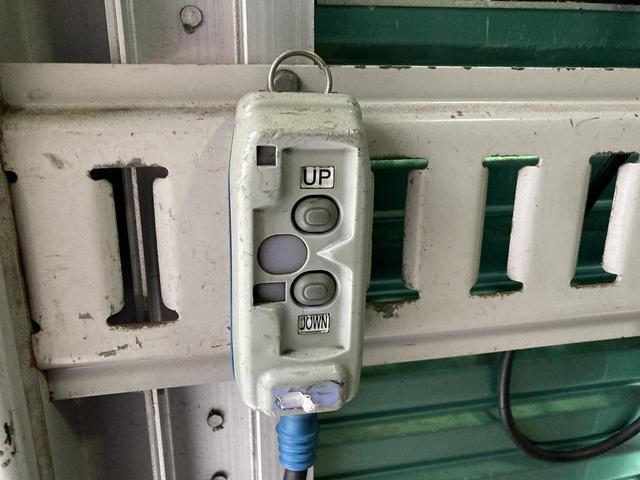 エルフトラック ２ｔ積・アルミバン・ＳＡＴ・垂直パワーゲート８００ｋｇ（24枚目）