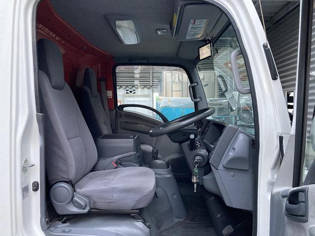 エルフトラック ２ｔ積・アルミバン・ＳＡＴ・垂直パワーゲート８００ｋｇ（32枚目）