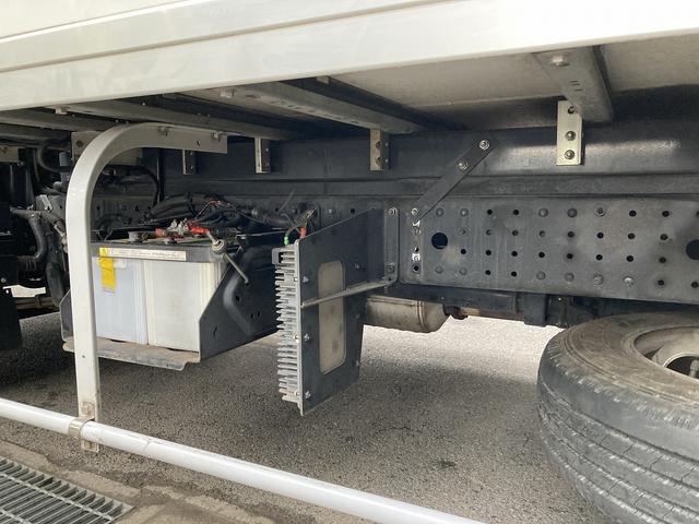 キャンター ２．９ｔ積・パネルバン・ＡＴ・跳上パワーゲート１０００ｋｇ（10枚目）