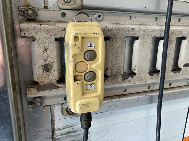 キャンター ２．９ｔ積・パネルバン・ＡＴ・跳上パワーゲート１０００ｋｇ（28枚目）