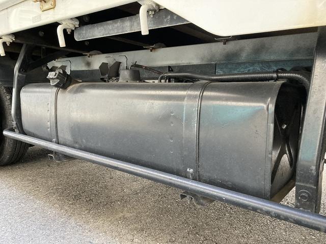 アトラストラック １．４５ｔ積・低床・幌ウイング・５ＭＴ・総重量３８７５ｋｇ（15枚目）