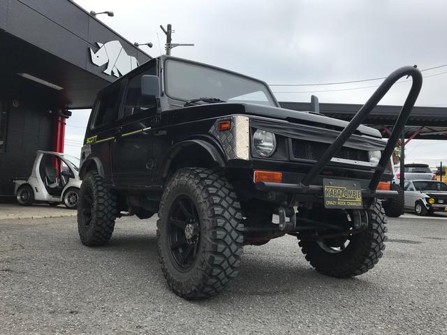 ジムニー スコットリミテッド AC PS 5MT 純正色 社外リーフリフトアップ 改造公認車 R3年小型貨物登録車 社外前後バンパーシシ狩りバンパー大 社外タンクガード 社外マフラー 社外ハンドル 社外AW MTタイヤ 社外ノブ(7枚目)