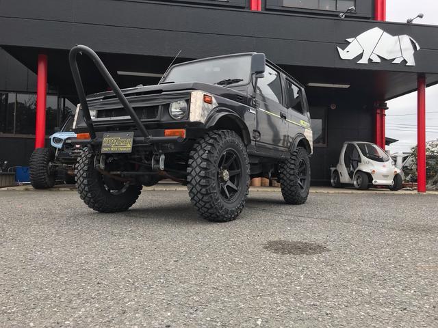 ジムニー スコットリミテッド AC PS 5MT 純正色 社外リーフリフトアップ 改造公認車 R3年小型貨物登録車 社外前後バンパーシシ狩りバンパー大 社外タンクガード 社外マフラー 社外ハンドル 社外AW MTタイヤ 社外ノブ(24枚目)