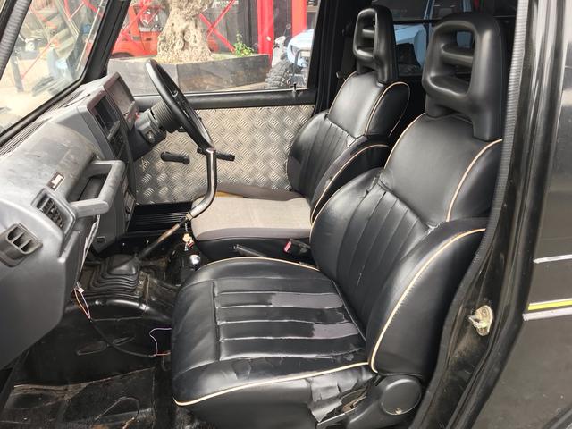 ジムニー スコットリミテッド AC PS 5MT 純正色 社外リーフリフトアップ 改造公認車 R3年小型貨物登録車 社外前後バンパーシシ狩りバンパー大 社外タンクガード 社外マフラー 社外ハンドル 社外AW MTタイヤ 社外ノブ(36枚目)