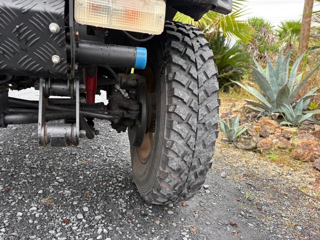 ジムニー HC AC PS 5MT 小型貨物登録車 初度登録R6年車 NOX・PM適合 全塗装 社外リーフリフトアップ 改造公認車 社外マフラー 社外前後バンパー 1型グリル 社外AW MTタイヤ 社外ミラー2名乗車(41枚目)
