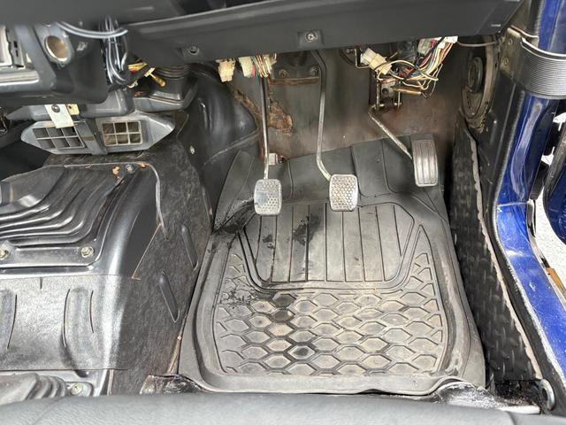 ジムニー HC AC PS 5MT 小型貨物登録車 初度登録R6年車 NOX・PM適合 全塗装 社外リーフリフトアップ 改造公認車 社外マフラー 社外前後バンパー 1型グリル 社外AW MTタイヤ 社外ミラー2名乗車(58枚目)