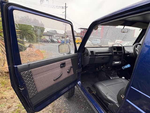 ジムニー HC AC PS 5MT 小型貨物登録車 初度登録R6年車 NOX・PM適合 全塗装 社外リーフリフトアップ 改造公認車 社外マフラー 社外前後バンパー 1型グリル 社外AW MTタイヤ 社外ミラー2名乗車(66枚目)