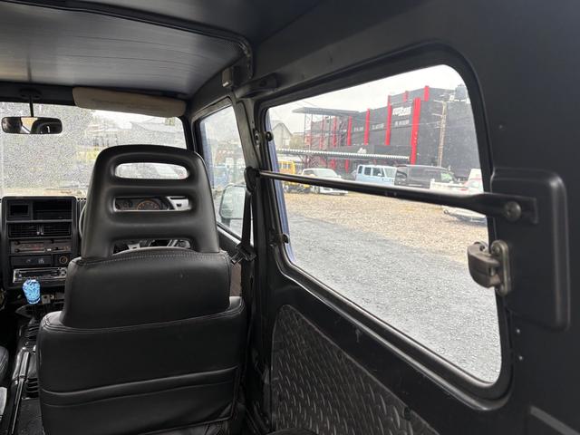 ジムニー HC AC PS 5MT 小型貨物登録車 初度登録R6年車 NOX・PM適合 全塗装 社外リーフリフトアップ 改造公認車 社外マフラー 社外前後バンパー 1型グリル 社外AW MTタイヤ 社外ミラー2名乗車(76枚目)