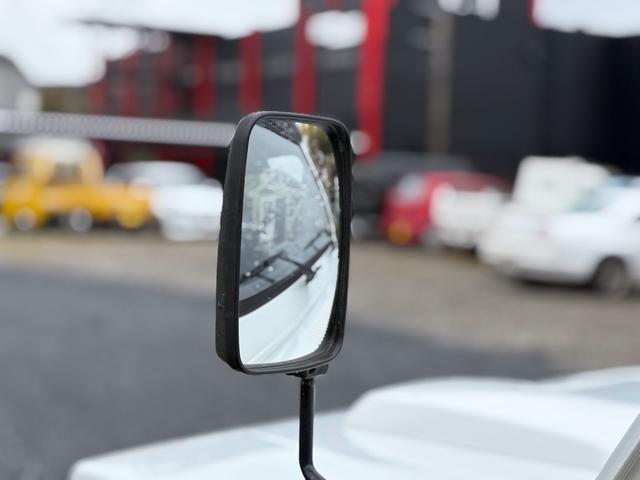 ジムニー CC AC PS 5MT 純正色 社外リーフリフトアップ JA22電動パワステ装着 BRIDEシートフルバケ 外ホイールMTタイヤ 外幌 1型グリル サイドシルガード 外追加メーター MOMOハン ウィンチ(39枚目)