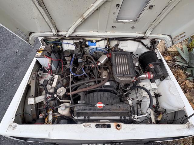 ジムニー CC AC PS 5MT 純正色 社外リーフリフトアップ JA22電動パワステ装着 BRIDEシートフルバケ 外ホイールMTタイヤ 外幌 1型グリル サイドシルガード 外追加メーター MOMOハン ウィンチ(67枚目)