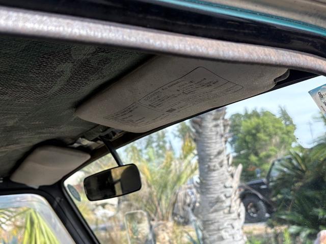 ジムニー スコットリミテッド AC PS 5MT 全塗装 社外フロントバンパー ワンオフ社外テールレンズ ナンバー灯移設 社外AW MTタイヤ 社外シートカバー 社外ハンドル 社外3連追加メーター オーディオレス(37枚目)