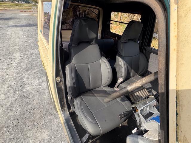 ジムニー スコットリミテッド AC PS 5MT 全塗装 社外フロントバンパー ワンオフ社外テールレンズ ナンバー灯移設 社外AW MTタイヤ 社外シートカバー 社外ハンドル 社外3連追加メーター オーディオレス(38枚目)