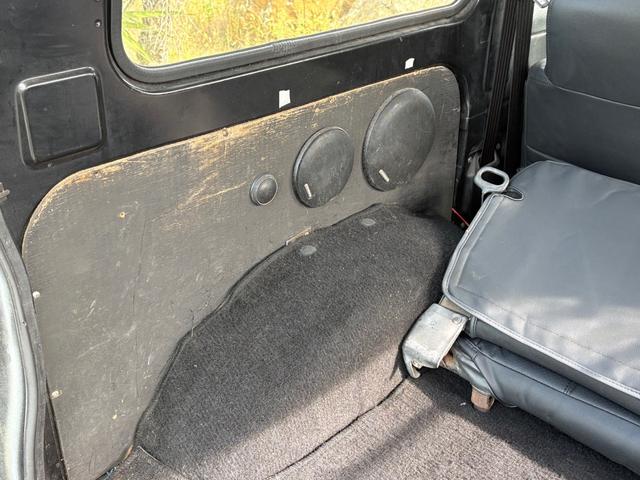 ジムニー スコットリミテッド AC PS 5MT 全塗装 社外フロントバンパー ワンオフ社外テールレンズ ナンバー灯移設 社外AW MTタイヤ 社外シートカバー 社外ハンドル 社外3連追加メーター オーディオレス(44枚目)