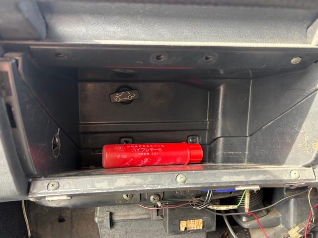 ジムニー スコットリミテッド AC PS 5MT 全塗装 社外フロントバンパー ワンオフ社外テールレンズ ナンバー灯移設 社外AW MTタイヤ 社外シートカバー 社外ハンドル 社外3連追加メーター オーディオレス(52枚目)