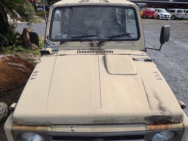 ジムニー スコットリミテッド AC PS 5MT 全塗装 社外フロントバンパー ワンオフ社外テールレンズ ナンバー灯移設 社外AW MTタイヤ 社外シートカバー 社外ハンドル 社外3連追加メーター オーディオレス(54枚目)