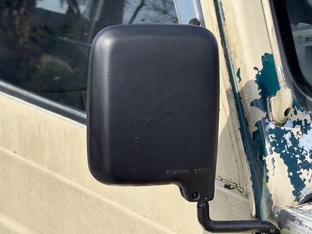 ジムニー スコットリミテッド AC PS 5MT 全塗装 社外フロントバンパー ワンオフ社外テールレンズ ナンバー灯移設 社外AW MTタイヤ 社外シートカバー 社外ハンドル 社外3連追加メーター オーディオレス(67枚目)