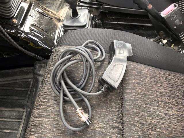 ジムニー サマーウインド　リミテッド　ＡＣ　ＰＳ　５ＭＴ　社外リーフリフトアップ　改造公認車　バンカット車　前後エアロッカー　ダウンギア　油圧電動Ｗパワステ　強化シャフト　ワンオフロールバー　２５５ＭＴタイヤ　ウィンチ　社外前後バンパー（46枚目）