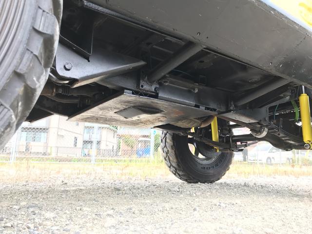 ジムニー サマーウインド　リミテッド　ＡＣ　ＰＳ　５ＭＴ　社外リーフリフトアップ　改造公認車　バンカット車　前後エアロッカー　ダウンギア　油圧電動Ｗパワステ　強化シャフト　ワンオフロールバー　２５５ＭＴタイヤ　ウィンチ　社外前後バンパー（67枚目）