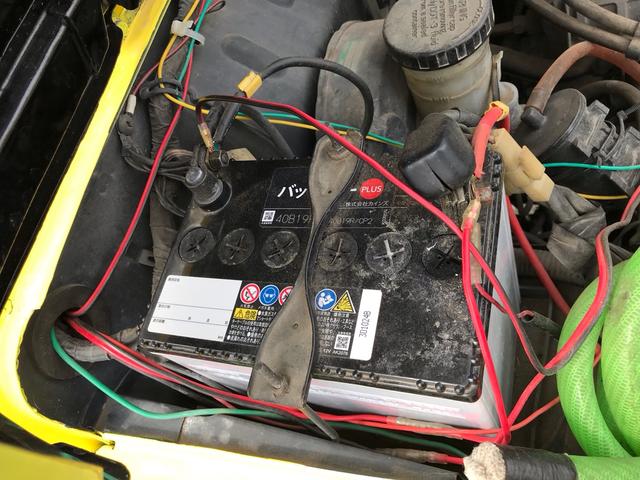 ジムニー サマーウインド　リミテッド　ＡＣ　ＰＳ　５ＭＴ　社外リーフリフトアップ　改造公認車　バンカット車　前後エアロッカー　ダウンギア　油圧電動Ｗパワステ　強化シャフト　ワンオフロールバー　２５５ＭＴタイヤ　ウィンチ　社外前後バンパー（72枚目）