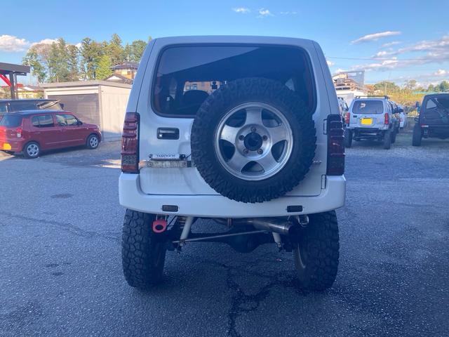 ジムニー XG AC PS PW 5MT 実走行 社外リフトアップキット 社外マフラー 社外LEDテール 社外マフラー 社外AW MTタイヤ 前後社外バンパー フルセグTVナビ バックカメラ ドラレコ 追加メーター(14枚目)