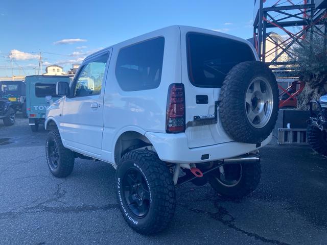 ジムニー XG AC PS PW 5MT 実走行 社外リフトアップキット 社外マフラー 社外LEDテール 社外マフラー 社外AW MTタイヤ 前後社外バンパー フルセグTVナビ バックカメラ ドラレコ 追加メーター(17枚目)