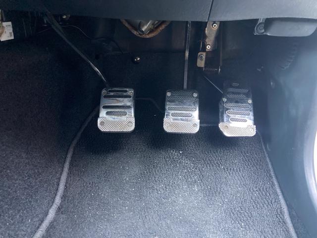 ジムニー XG AC PS PW 5MT 実走行 社外リフトアップキット 社外マフラー 社外LEDテール 社外マフラー 社外AW MTタイヤ 前後社外バンパー フルセグTVナビ バックカメラ ドラレコ 追加メーター(42枚目)