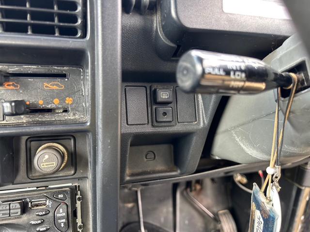 ジムニー ランドベンチャー　ＡＣ　ＰＳ　５ＭＴ　最終型　全塗装　リフトアップ　社外シャックル　ボディーリフト　フロント社外バンパー　ＬＥＤナンバー灯　社外ＡＷ　ＭＴタイヤ　社外牽引フック　ルーフキャリア　シートカバー　天張り替え（37枚目）