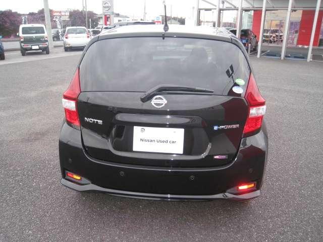 ノート １．２　ｅ－ＰＯＷＥＲ　Ｘ　３６０°カメラ　Ｒカメラ　運転席助手席エアバック　レーンキープ　ＡＵＴＯエアコン　盗難防止システム　ナビＴＶ　サイドカメラ　運転席エアバッグ　キーレスエントリー　ＬＥＤヘッド　ドラレコ　ＥＴＣ車載器（14枚目）