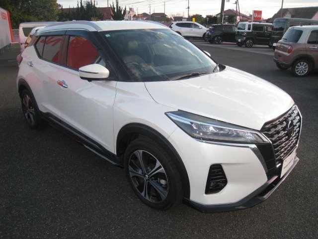 キックス １．２　Ｘ　（ｅ－ＰＯＷＥＲ）　ナビ＆ＴＶ　追従クルコン　スマートキー　ＬＥＤヘッド　レーンアシスト　パワーステアリング　盗難防止システム　ＥＴＣ　整備記録簿有　メモリーナビ　サイドエアバッグ　アルミ　ＡＡＣ　キーレス　Ｉストップ（3枚目）