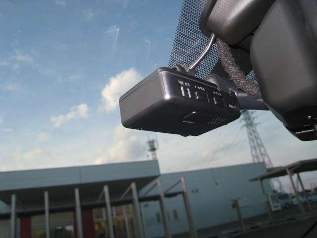 キックス １．２　Ｘ　（ｅ－ＰＯＷＥＲ）　ナビ＆ＴＶ　追従クルコン　スマートキー　ＬＥＤヘッド　レーンアシスト　パワーステアリング　盗難防止システム　ＥＴＣ　整備記録簿有　メモリーナビ　サイドエアバッグ　アルミ　ＡＡＣ　キーレス　Ｉストップ（7枚目）